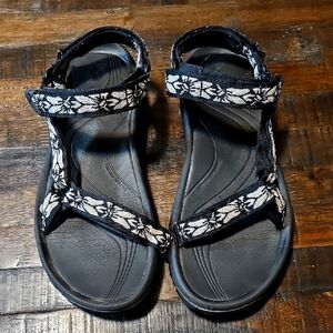 Teva Hurricane Women's Size 11 Sandals